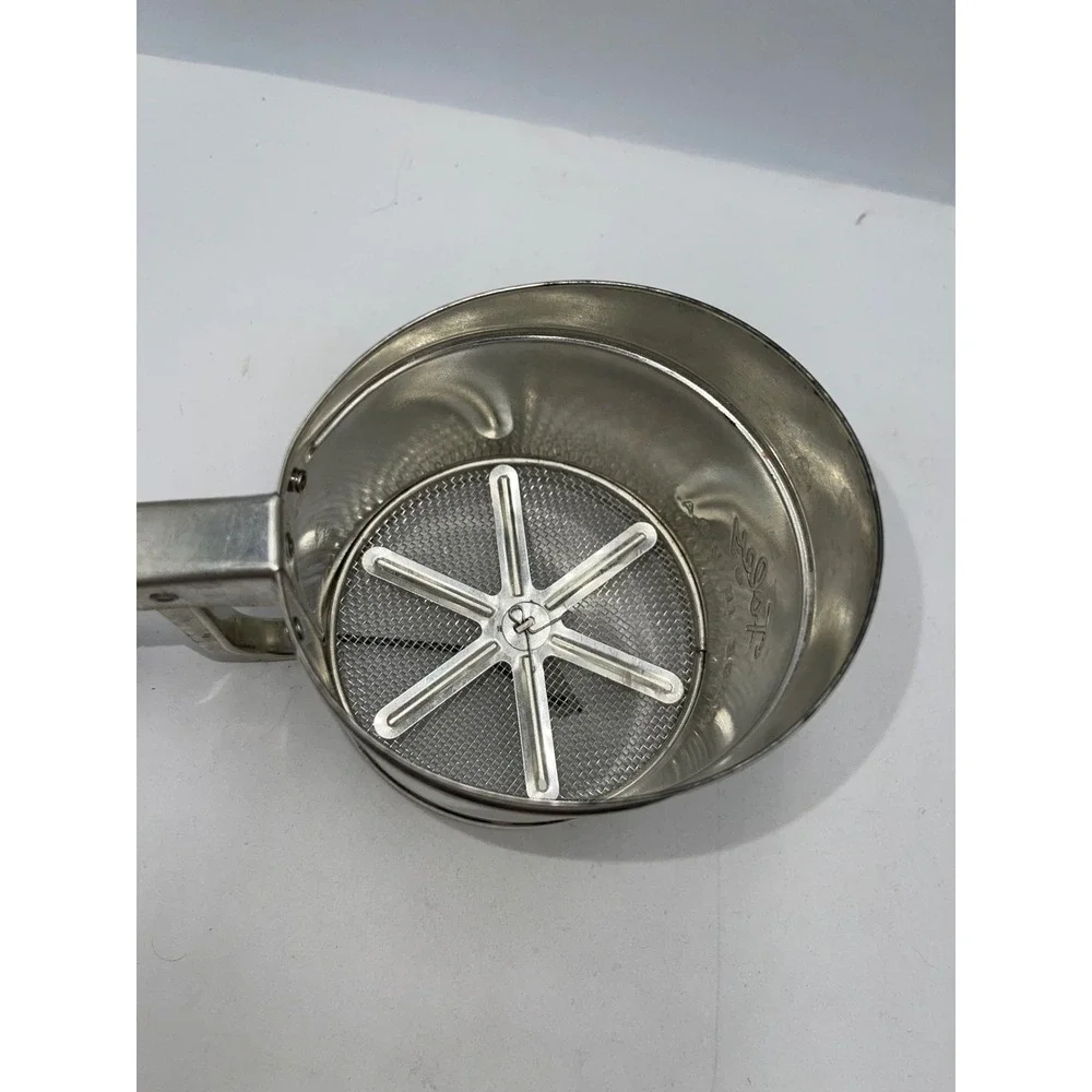 Foley Flour Sifter Silver  Aluminum Squeeze Handle Vintage